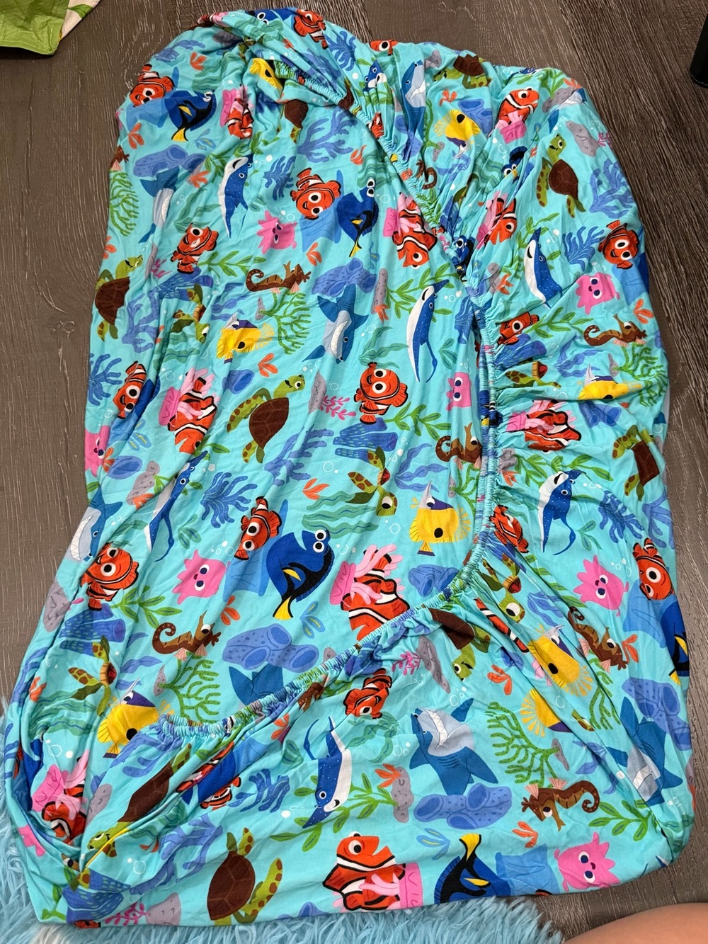 Little Sleepies Disney’s Finding Nemo crib sheet